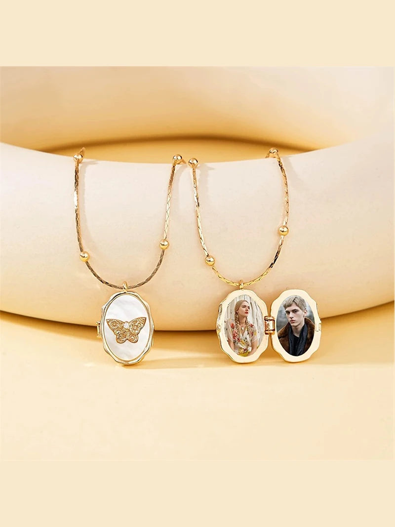 Collar Medallón “Butterfly Love” Personalizado