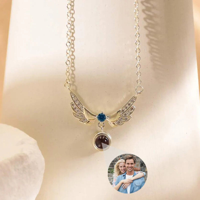 Collar con colgante de ala de Ángel con imagen de proyección personalizada