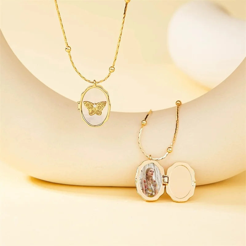 Collar Medallón “Butterfly Love” Personalizado